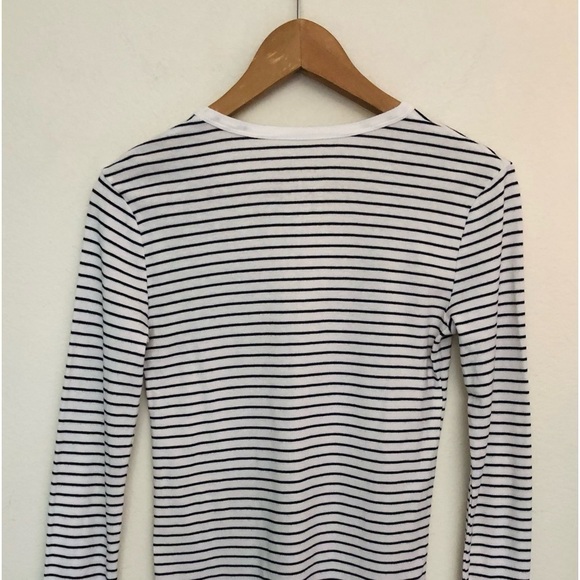 Gap The Bowery Super Soft Striped Long Sleeve V-Neck Tee - Picture 10 of 11